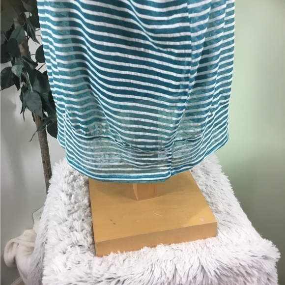Lane Bryant size 14/16 turquoise ish blue striped v neck short sleeve top - Picture 10 of 16